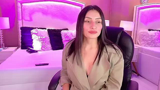 Group ZaraGold on StripChat