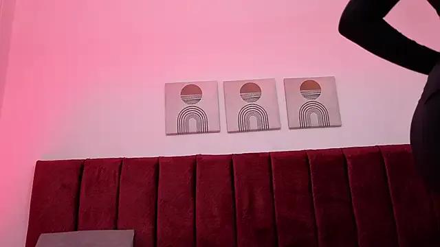 Zoe_Blond on StripChat